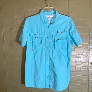 Like new Columbia ladies shirt sz Small